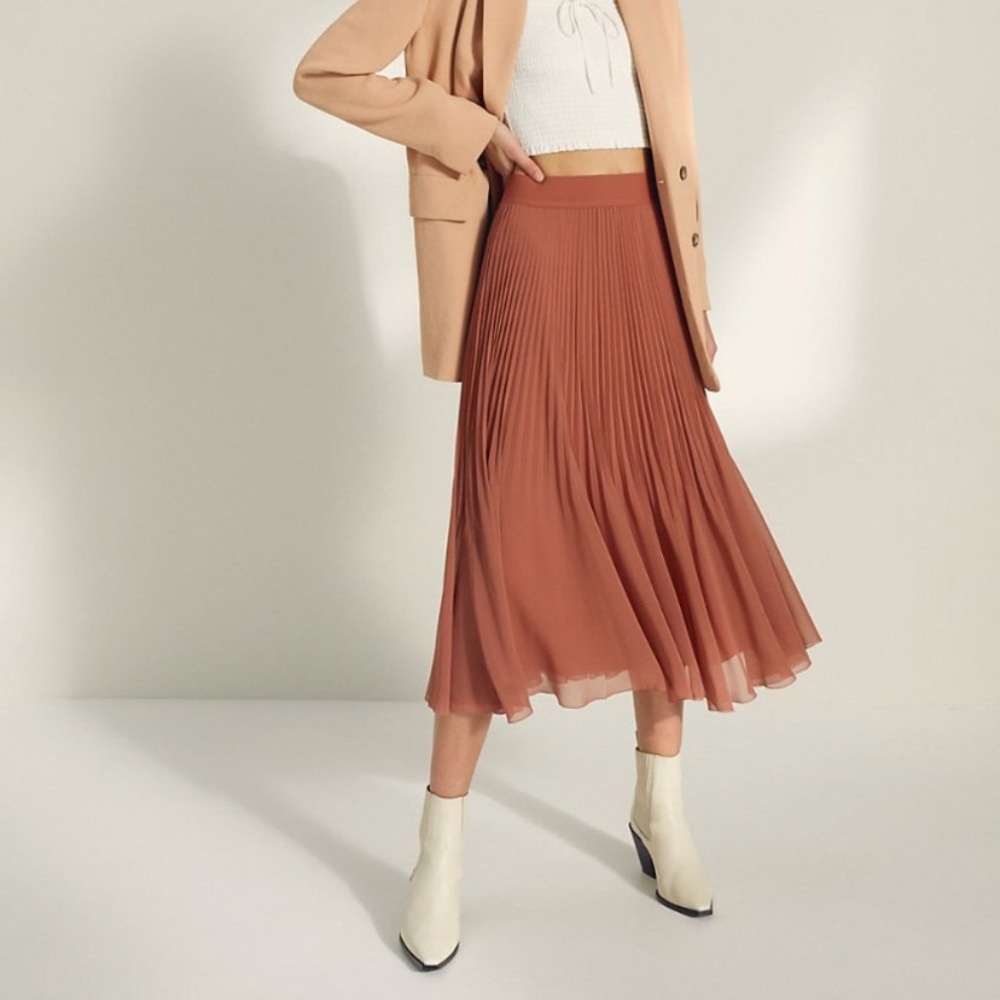 ARITZIA Wilfred Mid-Length Pleated Skirt